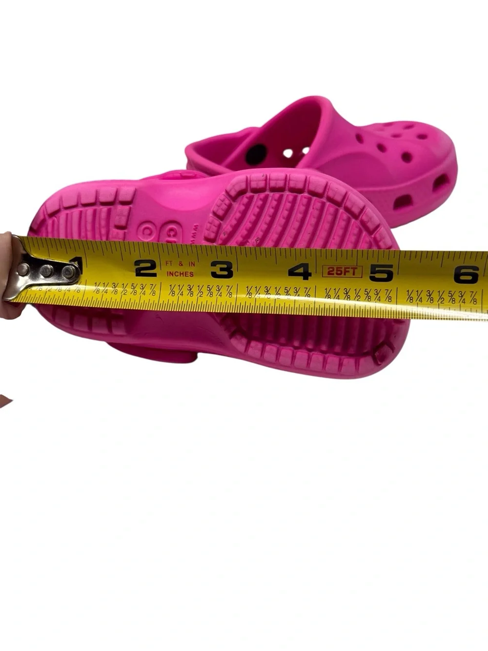 Crocs classic slip on clog/ sandals child/toddler size 4 in hot pink